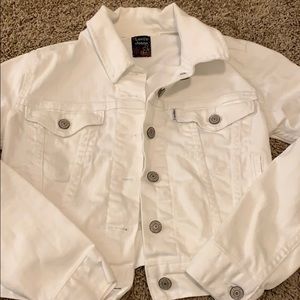 Levi White Cropped Denim jacket XS